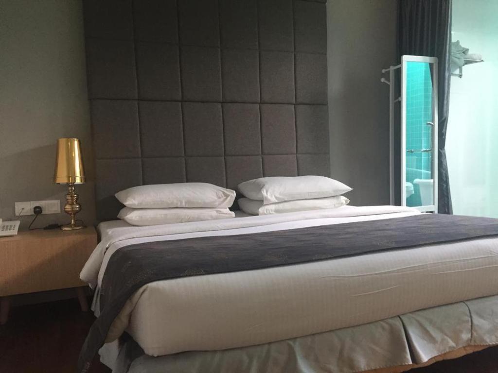 The Ardens Hotel - Austin Johor Bahru Exterior foto
